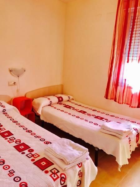 Apartamentos Deluxe Pompeya 5 Peñíscola 外观 照片